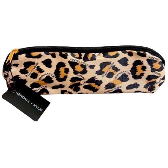 Kendall + Kylie Leopard Print Bags - Picture 6 of 8